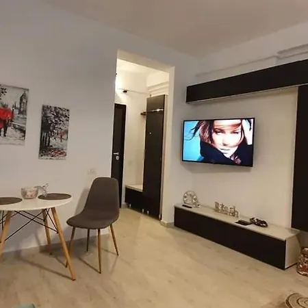 Cloud 9 Apartment *